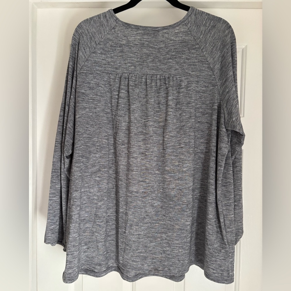 LOFT | Heathered Gray Blouse Size XL - Picture 2 of 6